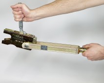 Прижимной ключ для пружинного зажима чироз