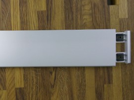 Алюмінієвий плінтус підлоговий