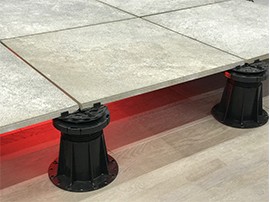Регулируемые опоры для террас из керамогранита