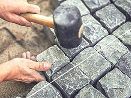 Для чего нужен геотекстиль под тротуарную плитку