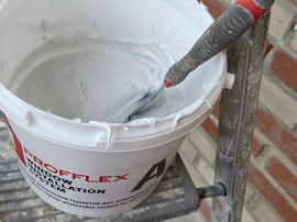 Как правильно использовать герметик для окон