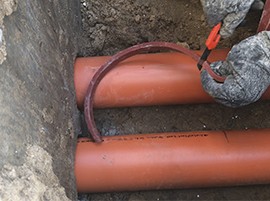 Герметизація введення комунікацій в будівлю